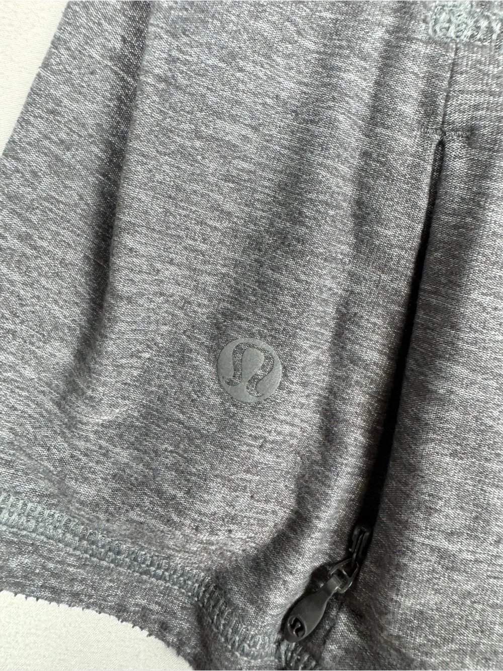 Lululemon Pace Pusher Long Sleeve Shirt Gray Mesh Women’s 6 Soulcycle Logo